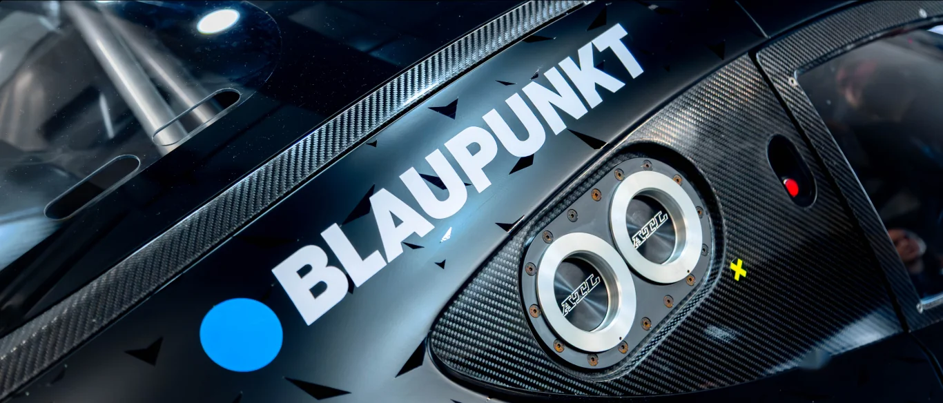 Blaupunkt und Iron Lynx